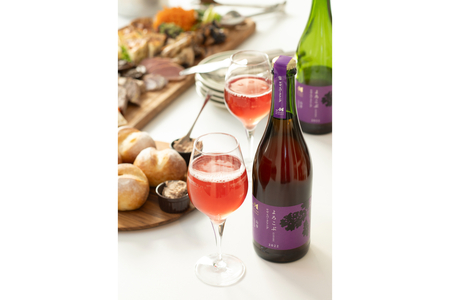 北海道十勝芽室町　よろこぶ 山幸 ロゼスパークリング 750ml×1本　me032-060c