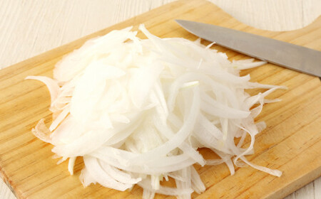 1年に1度だけ!甘くて柔らかい!早採りサラダ玉ねぎ 約5kg 優品 サイズ混合 玉ねぎ タマネギ 玉葱 サラたま 春 新たまねぎ 国産 熊本県 水俣市産 <栽培期間中農薬不使用/熊本県水俣市産/耕人舎>【2026年3月下旬-4月下旬順次発送予定】