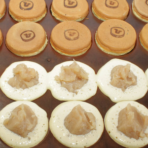 132-2　回転焼き　ひさや（白あん12個）_V32-0002