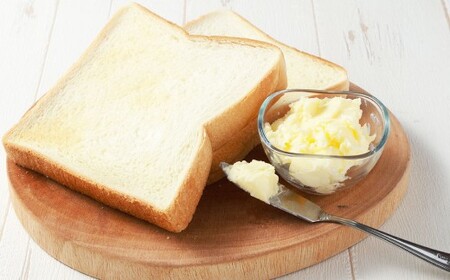 【6ヶ月定期便】 十勝野バター 125g×9個 セット 計54個 バター 加塩 有塩 乳製品 [027-0148]