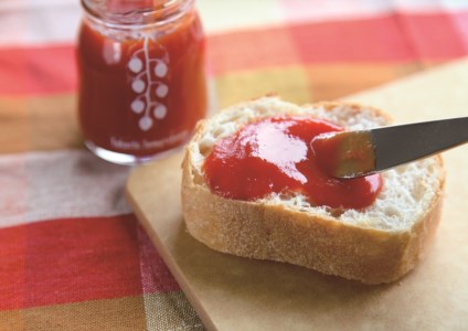 太陽の恵み満載!完熟トマトの旨味凝縮「トマトベリー」セット（ゼリー・ジュース・ジャム）[E2-1]