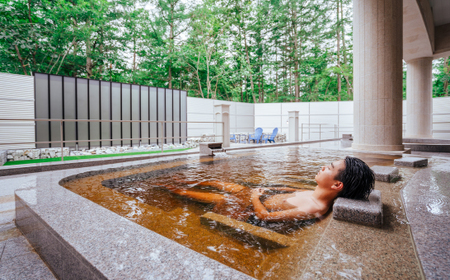 【十勝】グランピングリゾート「フェーリエンドルフ」コテージ・1泊2日宿泊券[N12-3]