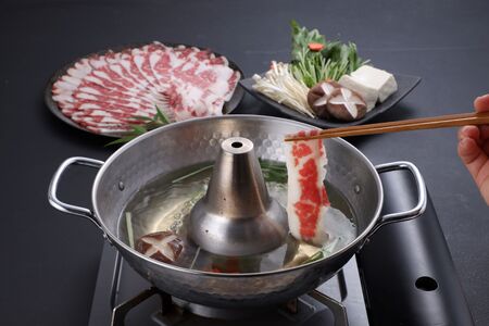 【6か月定期便】熊本産 馬肉 しゃぶしゃぶ 約250g 馬肉しゃぶしゃぶ 馬肉スライス 最高級馬肉 熊本馬肉