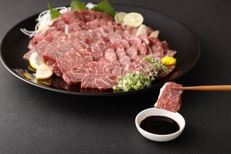 【国内肥育】霜降り 馬刺し 300g（100g×3個）醤油・生姜付き 