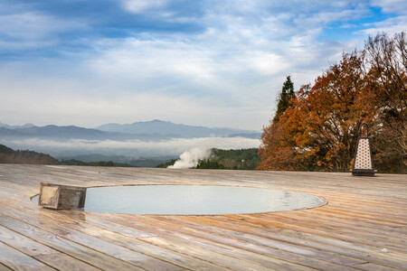 【ASOおぐに観光協会】阿蘇小国町 観光商品券 1000円券 100枚 10万円 熊本 阿蘇 小国町 杖立温泉 わいた温泉郷 湯けむり 蒸し湯 ジャージー牛乳 小国杉 旅行 観光 宿泊 飲食 お買い物 お土産 現地払い利用 宿泊 地域振興 旅行支援
