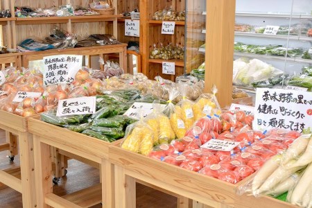 薬味野菜の里小国ふるさと野菜の詰め合わせ（お米5kg）