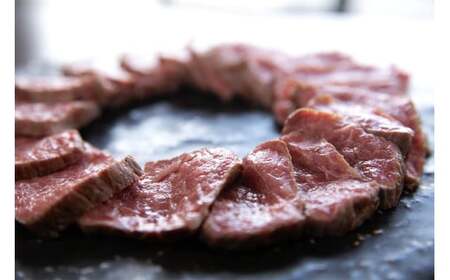 阿蘇あか牛丼 1個 肉 お肉 牛肉 あか牛 ローストビーフ丼 ローストビーフ 食品 贈り物 贈答品 プレゼント グルメ 熊本県 水上村 阿蘇 冷凍