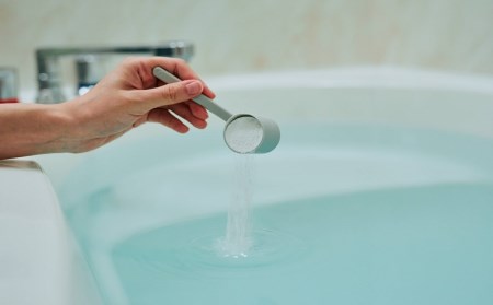 【冷え性にお悩みの方へ】限りなく天然温泉に近い入浴剤「HAA for bath 900g」（1袋）_B114ｰ004