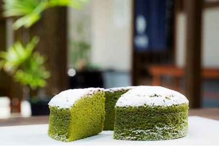 しっとり濃厚ガトー抹茶 12cm（4号） | お菓子 菓子 おかし 焼き菓子 デザート スイーツ 濃厚 ガトーショコラ ケーキ ホールケーキ 抹茶 抹茶ケーキ 大人風味 和菓子屋 冷凍 菓子舗丸円堂 大分県 中津市