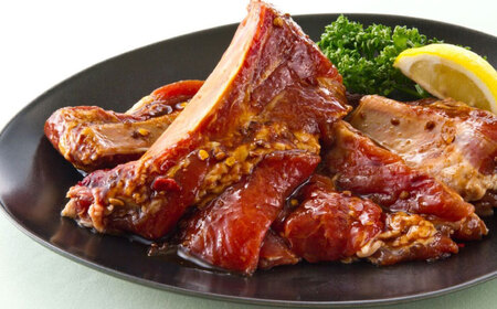 【お歳暮対象】スタミナセットB  4種類(豚スペアリブ・和牛丸腸・豚サガリ・豚ダルム) 計1,130g 日田市 豚肉 [ARAY002]