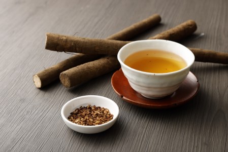 スッキリ爽快！天日干し釜炒り製法♪「ごぼう茶」（計180g）