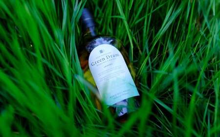 Green Dram（グリーンドラム） Blended Malt ＆ New Born ウイスキー 700ml