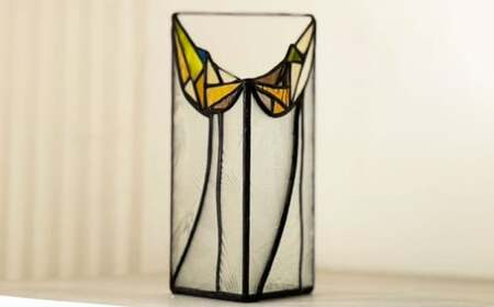 ステンドグラスベース 『彼方へ』 高さ22.5cm×奥行11cm