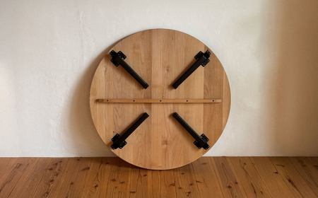 アルダー材とアイアン脚の丸型ローテーブル80cm | 豊後高田市 家具