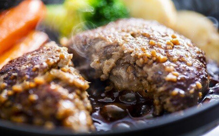 贅沢ごちそう定期便計4回(ハンバーグ、からあげ、ウインナー、うなぎ蒲焼)|豊後高田市 おかず