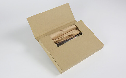 卓上ほうき（長さ約24cm）[大分県国東半島産の七島藺（しちとうい）使用]  民芸品 工芸品 大分県 日用品 ほうき 掃除 ＜071-005＞