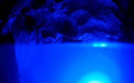 058-252x1 水中洞窟体験シュノーケリングペア＋いなづみ白山川キャンプ村5名用バンガロー宿泊券