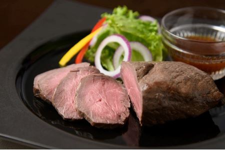 高評価5.0 北海道 ローストビーフ＆ベーコン10点 ハム ベーコン 詰め合わせ 1925g 国産ハム 国産ベーコン 詰合せ ローストビーフ ソーセージ ウインナー ハム