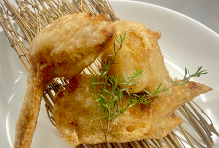 【レンジでチンするだけ♪】極旨塩手羽先唐揚げ 宮崎手羽ギョーザ セット（鶏肉 手羽先 手羽 唐揚げ 餃子 ギョウザ 調理済み 冷凍 人気）