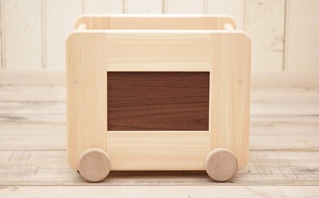 コロコロおもちゃ箱（ｳｫｰﾙﾅｯﾄ：川﨑ｸﾗﾌﾄ）  