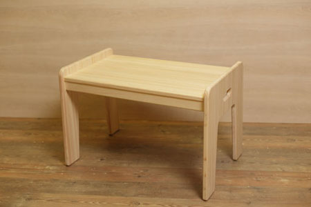 国産ひのき使用キッズチェア＆デスク（川﨑ｸﾗﾌﾄ）　椅子 子ども 机