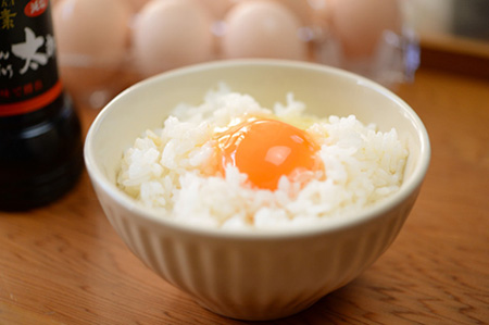 【宮崎小林・地鶏の里】飛来幸鶏の卵かけご飯セット「黙って食べて魅卵ね」