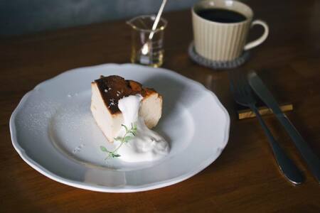 【グルテンフリー】ブルーチーズの熟成バスクチーズケーキ