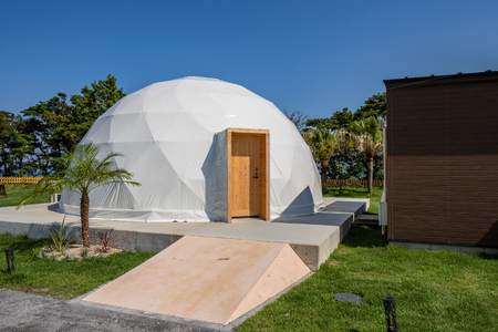 グランピング テント 九州 日向ヴィレッジ 宿泊補助券 30000円分 [日向ヴイレッジ 宮崎県 日向市 452061070]