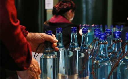 ＜モンドセレクション 金賞＞ 焼酎 芋 あくがれ 亀さんセット [七福酒店 宮崎県 日向市 452060916]