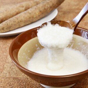 【訳あり】十勝豊頃産ながいも8.0kg 【2026年春出荷】（先行受付）【植村農場】