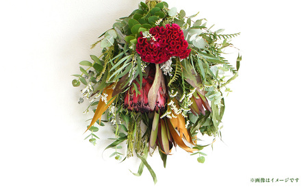 おまかせ 季節の ナチュラル スワッグ L 1点 長さ40cm～50cm程度 お花 フラワー インテリア 飾り 装飾 花 華 ドライフラワー 国産 宮崎県 九州 送料無料 常温