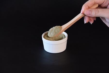 塩御殿 ハーブ 1袋 調味料 しお スパイス 料理 アレンジ 天然塩 万能調味料 ばんのう お試し かける 混ぜる 調理 味付け ニンニク にんにく コショウ 胡椒 唐辛子 旨味 プロ 一流 シェフの味