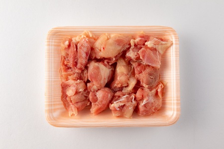 宮崎県産若鶏もも肉、若鶏皮なしむね肉一口カット小分け（300g×4Ｐ×2種） 総量2.4kg