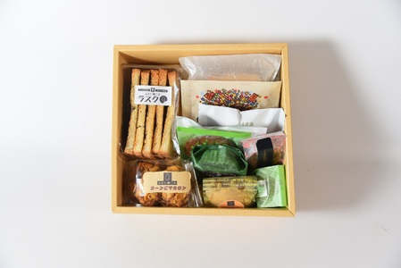 ごま菓子詰め合わせ(全8種)ごませんべいやラスク、クッキーなど三股町産胡麻と茎葉の粉末を使ったスイーツセット！国産 焼き菓子 洋菓子