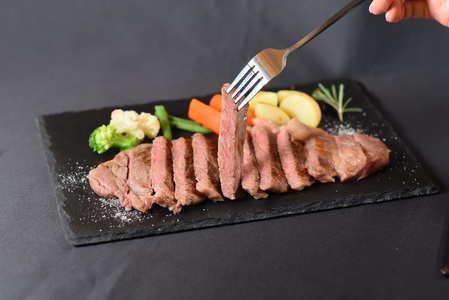  宮崎牛ロースステーキ3枚冷蔵便(総量600g・3枚個別包装)全国和牛能力共進会連覇達成の宮崎牛！最高の牛肉をご家庭で！