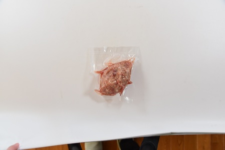 宮崎県産黒豚ヒレハンバーグ120g×10個 (計1.2kg)の冷凍小分けセット！ 国産 宮崎県産 豚肉 ポーク ヒレ肉 肉加工品 牛脂 ハンバーグ 小分け 個包装 簡易包装 冷凍 おかず お弁当 惣菜 レトルト 焼くだけ 簡単調理