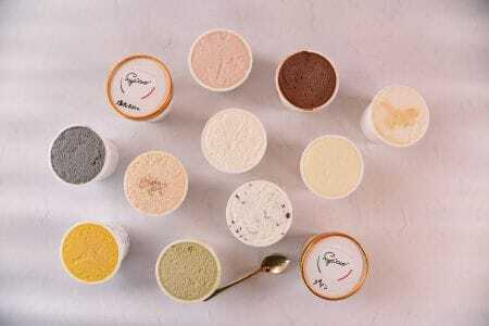 ジェラート12個（ノーマル定番3種各2個、プレミアム定番2個、季節のジェラート4個）