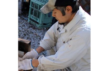 錫でできた「ネコのカトラリーレスト」（56-05） | 宮崎県綾町