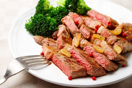 宮崎牛 サーロインステーキ 1枚 ( 200g ) | 宮崎牛 A4 ~ A5 等級 以上 黒毛和牛 牛肉 肉 にく 国産 ブランド ブランド牛 ステーキ  宮崎県 五ヶ瀬町