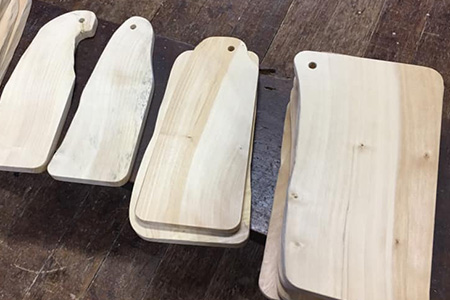 宮大工手製のまな板 1枚【銀杏】【カッティングボード】 匠の逸品 伝統 ...