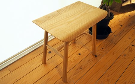 スツールテーブル「Tip stooltable」アッシュ材(さきやま木工/130-1215)インテリア 家具 手作り 椅子 チェア サイドテーブル