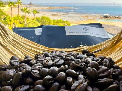 【ホテルオリジナル】ブレンドコーヒー・手作り宝豆（黒糖豆菓子）・純黒糖セット A091-005