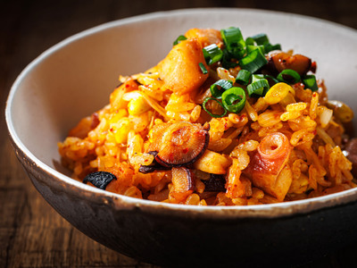 【毎月定期便】みなとのタコキムチ＜北海道釧路町 昆布森産タコ使用＞ 300g×1パック　全4回_昆布森産 活タコ使用 北の蛸 たこしゃぶ たこ しゃぶしゃぶ 北海道産 大容量 調理済み 一人暮らし セット おかず 冷凍 魚介類 海鮮 絶品 人気 カネショウ 北海道 釧路町 釧路超 特産品 _【配送不可地域：離島】【4010238】