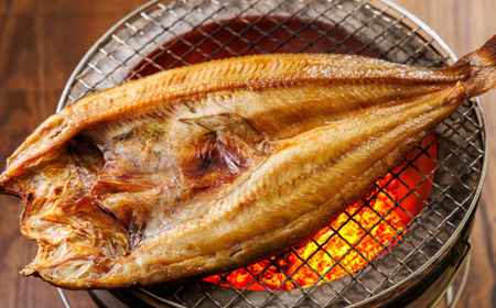 【毎月定期便】北海道産ほっけ一夜干し 400~449g×3枚 釧路町の匠が贈る 北の至宝 干物全4回_釧路町の匠が贈る 北の至宝 ホッケ 干物 焼魚 焼き魚 白身魚 セット ひもの 魚干物 一人暮らし セット おかず 冷凍 魚介類 海鮮 絶品 人気 ヒロセ 北海道 釧路町 釧路超 特産品_【配送不可地域:離島】【4057040】