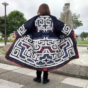 北海道　アイヌ民族衣装アイヌコタン