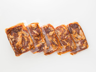 国産「北海道産」の希少な味付豚ハラミ 200g×5p 計1kg_小分け 豚肉 豚 ホルモン ハラミ 国産 焼肉 焼き肉 アウトドア キャンプ BBQ bbq 手切り 一人暮らし セット おかず 焼肉食材専門店 トリプリしおた 北海道 釧路町 釧路超 特産品 _【配送不可地域：離島】【1382067】