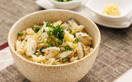 ＜北海道産＞ 氷下魚(こまい)を一夜干しに「一夜干しこまい」300g×5個_北海道産 氷下魚 こまい を 一夜干しに！ 焼魚 焼き魚 セット ひもの 冷凍 冷凍 魚介類 海鮮 絶品 人気 笹谷商店 直営 釧之助本店 高級 北海道 釧路町 釧路超 特産品 _【配送不可地域：離島】【1385029】