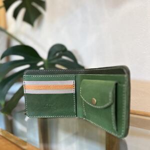 苔の森・屋久鹿レザーの二つ折り財布