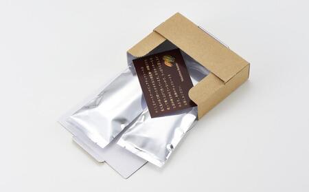 屋久島の水で磨いたカカオ豆からつくったピュアチョコレート 25g×2枚