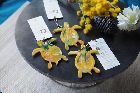 カメキーホルダー 材料回収地域:口永良部島（鹿児島県） 色おまかせ